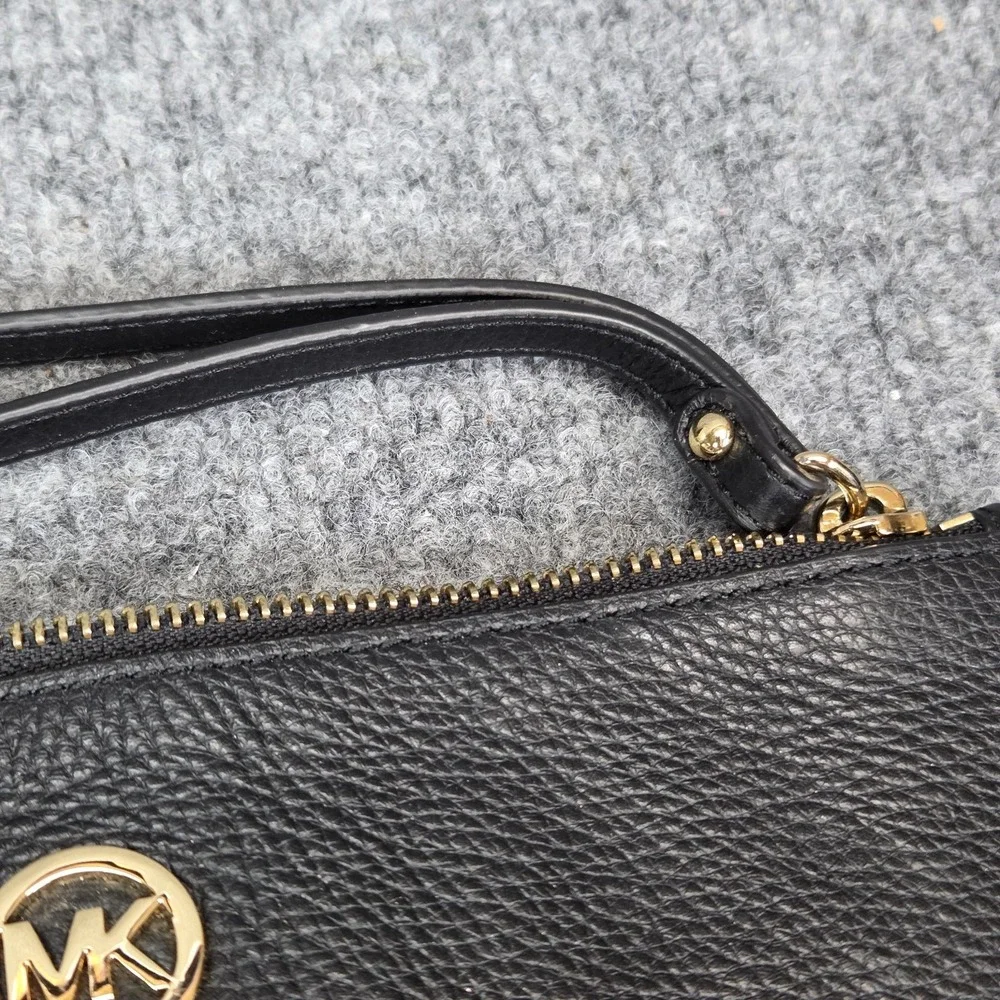 Michael Kors Fulton Travel Wristlet Black‎ Pebbled Leather Pouch Makeup Bag MK